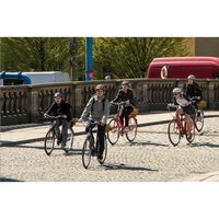 Foto diambil di Berlin on Bike oleh Business o. pada 8/21/2017