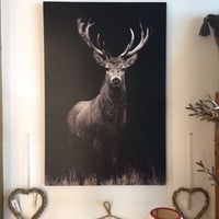 Das Foto wurde bei Baumann Innendekorationen von Business o. am 9/13/2018 aufgenommen