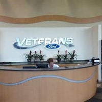 Foto diambil di Veterans Ford oleh Business o. pada 4/27/2020