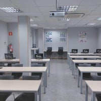 Photo taken at Autoeskola Larrañaga by Business o. on 6/18/2020