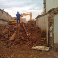 Photo taken at REFORMAS Y CONSTRUCCIONES CABRERA by Business o. on 6/17/2020