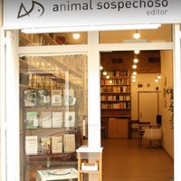 Das Foto wurde bei Animal Sospechoso Librería von Business o. am 2/18/2020 aufgenommen