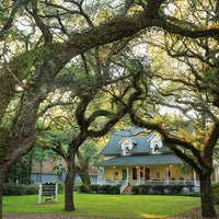 Foto tirada no(a) Magnolia Springs Bed and Breakfast por Business o. em 7/18/2019