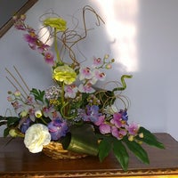 Photo taken at FLORISTERÍA ALBUERNE by Business o. on 3/5/2020