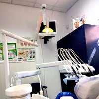 Photo taken at Clínica Dental Dra. Ana Lucía by Business o. on 3/5/2020