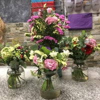 Amaryllis Fleurs Interflora - Flower Shop in Saint-Lambert