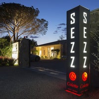 Das Foto wurde bei Hôtel Sezz Saint Tropez von Business o. am 3/7/2020 aufgenommen