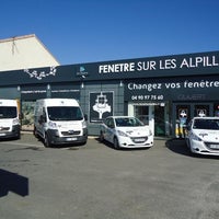 Foto scattata a Fenetre Sur Les Alpilles da Business o. il 2/17/2020