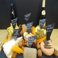 Photo taken at Fromagerie Charcuterie de la Ferrade by Business o. on 3/6/2020