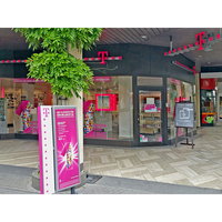 Foto diambil di Telekom Shop oleh Business o. pada 7/5/2017