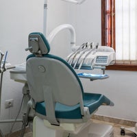 Photo taken at Clínica Dental Dr. Javier de Lorenzo-Cáceres by Business o. on 6/18/2020