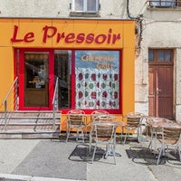 3/5/2020 tarihinde Business o.ziyaretçi tarafından Crêperie Le Pressoir'de çekilen fotoğraf
