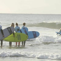 Photo taken at OCEAN LIFE SURF SCHOOL TENERIFE Playa de las Americas by Business o. on 3/20/2020