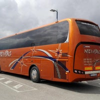 6/16/2020에 Business o.님이 Autocares y Microbuses Nievabus에서 찍은 사진