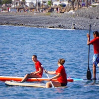 Photo taken at OCEAN LIFE SURF SCHOOL TENERIFE Playa de las Americas by Business o. on 3/20/2020