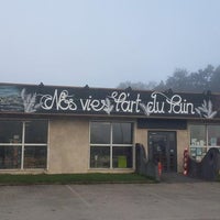 Photo taken at Nos Vies L&amp;#39;Art Du Pain by Business o. on 2/19/2020