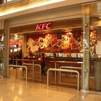 Foto tirada no(a) KFC por Business o. em 5/13/2020