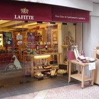 Снимок сделан в LAFITTE Foie Gras (Paris 4) пользователем Business o. 3/25/2020