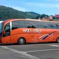 รูปภาพถ่ายที่ Autocares y Microbuses Nievabus โดย Business o. เมื่อ 6/16/2020