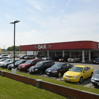 Foto tirada no(a) Oak Motors por Business o. em 7/23/2019