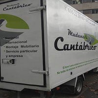 Photo taken at Mudanzas Cantábrico by Business o. on 2/17/2020