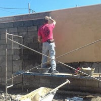 Photo taken at REFORMAS Y CONSTRUCCIONES CABRERA by Business o. on 6/17/2020