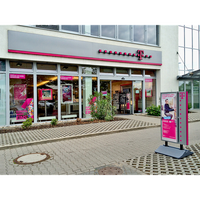 รูปภาพถ่ายที่ Telekom Shop โดย Business o. เมื่อ 4/11/2017