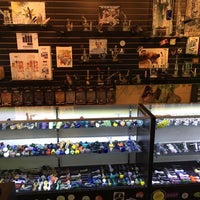 Foto diambil di Heights Head Smoke Shop oleh Business o. pada 2/17/2020