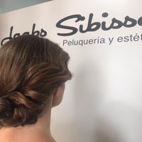 Photo taken at Jaabs Sibisse Peluquería y Estética by Business o. on 6/17/2020