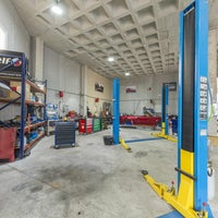 Foto diambil di Elite Garage oleh Business o. pada 6/16/2020