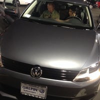 3/6/2014에 Raul G.님이 Galpin Volkswagen에서 찍은 사진