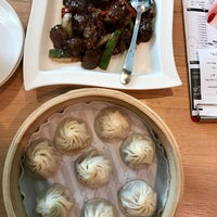 Photo taken at Din Tai Fung by Jacqueline P. on 5/11/2019