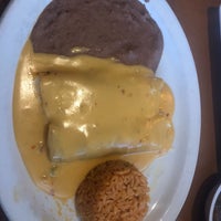 Foto diambil di Mario&amp;#39;s Mexican &amp;amp; Salvadorian Restaurant oleh Kristie A. pada 8/21/2018