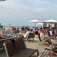 Photo taken at Strandpaviljoen De Staat by Pieter T. on 8/14/2022