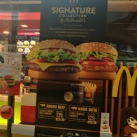 Photo taken at McDonald&amp;#39;s by Fern on 11/24/2017