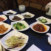 Снимок сделан в Seorabol Korean Restaurant пользователем J9 П. 3/9/2017