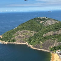 Снимок сделан в Bondinho do Pão de Açúcar пользователем Nick F. 4/1/2024