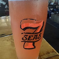 Photo taken at 7 Seas Brewery and Taproom by Nick F. on 10/16/2022
