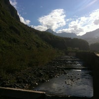 Foto tirada no(a) Calhau Padaria &amp;amp; Pastelaria por Pasha P. em 1/12/2013