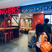 Photo taken at 4Fingers Crispy Chicken by Elizabeth V. on 5/24/2022