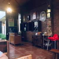 Photo taken at Warung De Dusun by Elizabeth V. on 10/22/2019