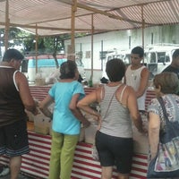 Photo taken at Feira do anil by Luciano Fernandes C. on 1/16/2013
