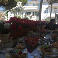 Photo taken at Gala Hotel, Buyukada by Vildan Ç. on 5/19/2016