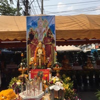 Photo taken at Talat Phlu Market by Chanwatt S. on 4/12/2022