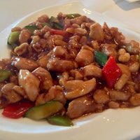 Das Foto wurde bei Zen China Restaurant von MK am 9/7/2013 aufgenommen