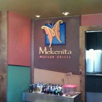 Foto scattata a Mekenita Mexican Grill da Louis A. il 11/10/2011