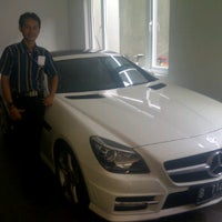 Photo taken at C&amp;#39;One Hotel Plaza by Joko W. on 11/23/2011