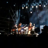 Foto tomada en Tag&#39;s Summer Concert Stage  por Bridget C. el 9/2/2012