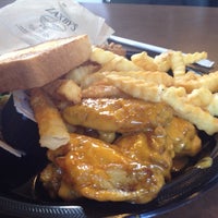 Photo taken at Zaxby&amp;#39;s Chicken Fingers &amp;amp; Buffalo Wings by Camiel I. on 5/19/2012