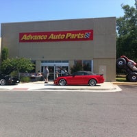 Photo taken at Advance Auto Parts by Gary N. on 7/30/2011
